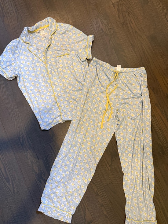 Other - Yellow Daisy Pajama Set - Soft Floral Sleepwear NWOT